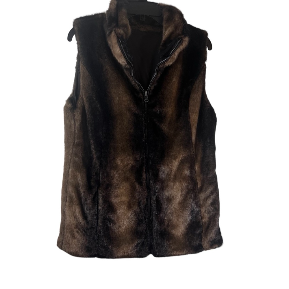 Women’s Faux Fur Brown Vest Size Medium
